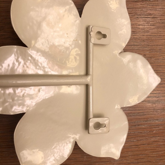 Metal wall hooks - Picture 6 of 8